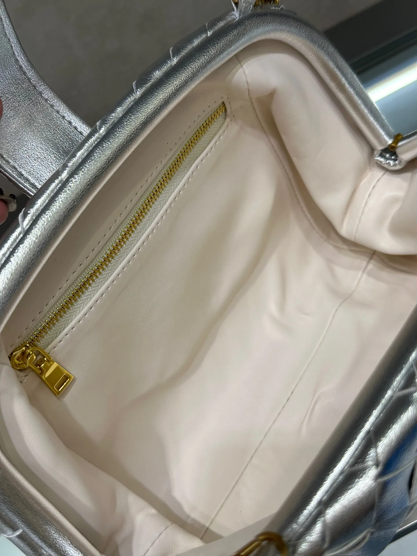 All Categories Official Website "Brand Women's Bags" Women's Bags 💙 BV 2025 Official Website New BV Crossbody Bag